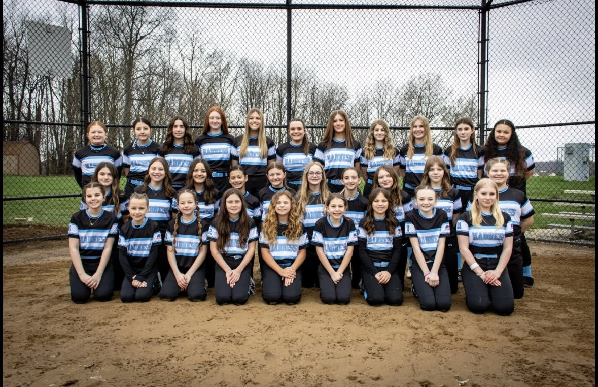 Madness Fastpitch team